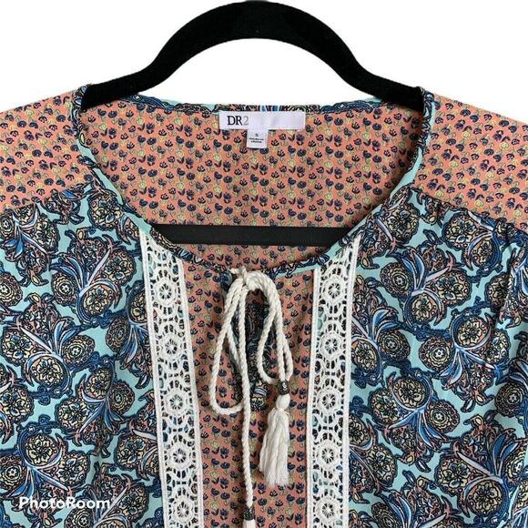 DR2 Multi Color Floral‎ Peasant Blouse Long… - Picture 2 of 6